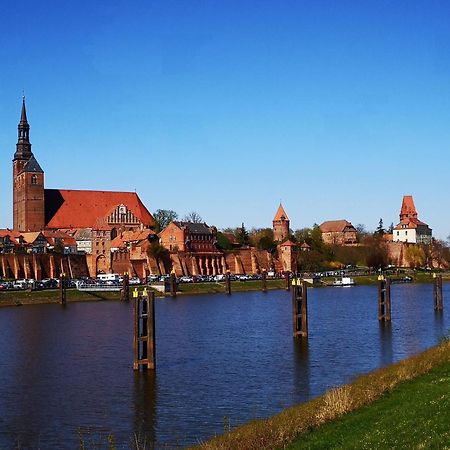 Fewo Augusta Tangermünde Exterior foto